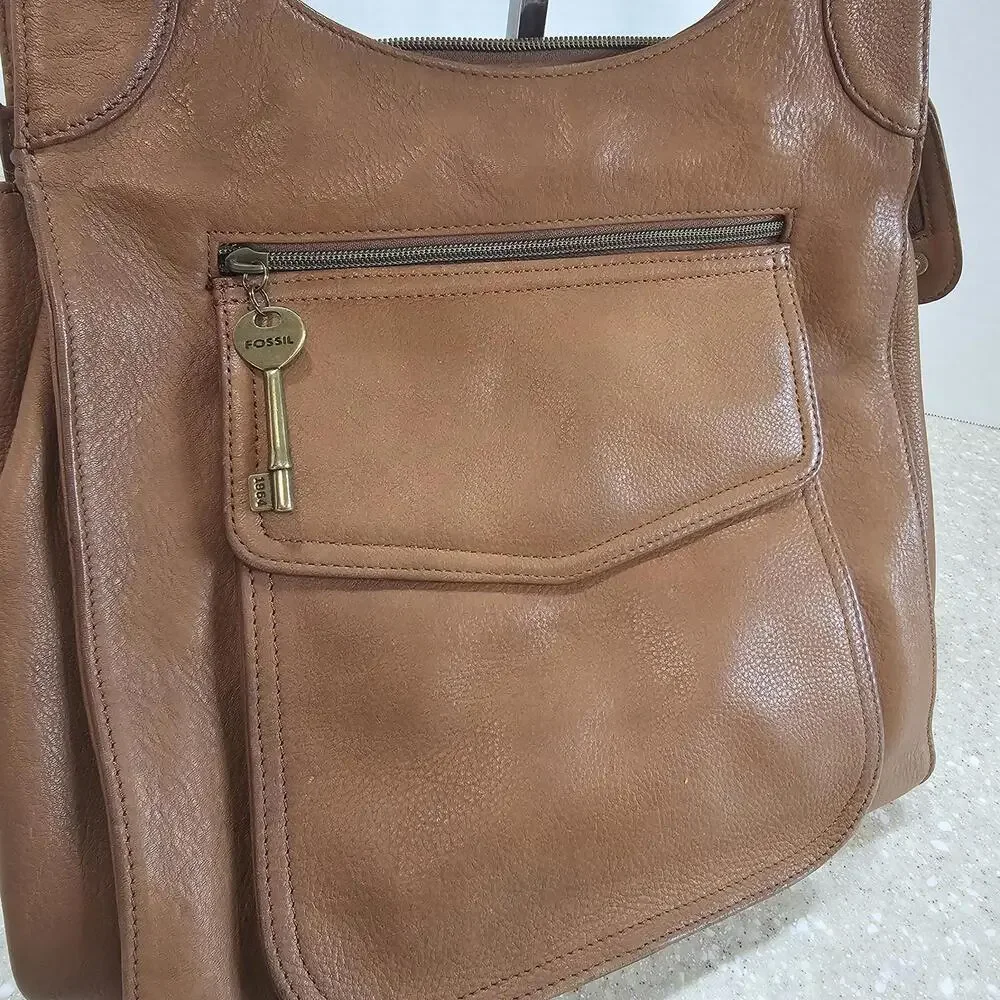 Fossil 75082 Brown Leather Crossbody Purse Bag Multi Organizer Zipper & Snap - Picture 1 of 14